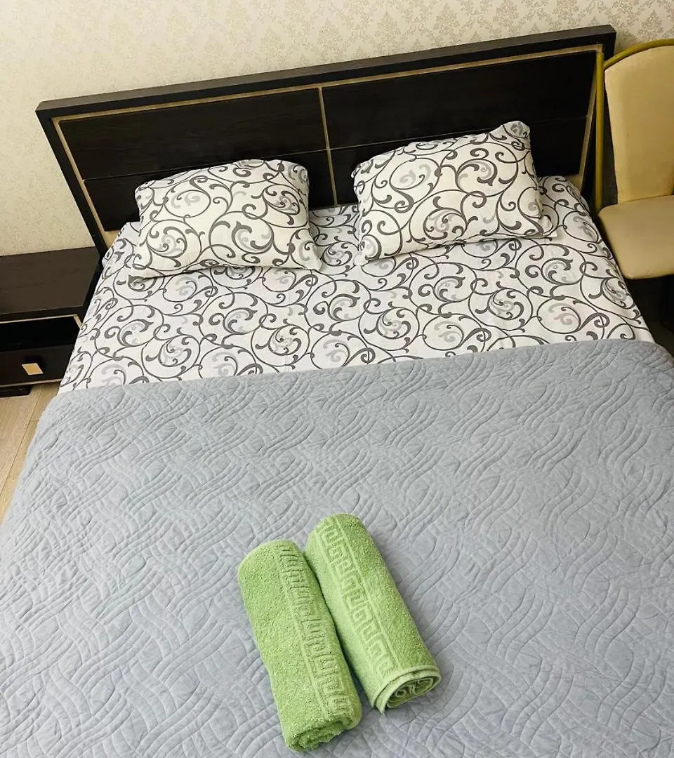 Квартира По Суточно Мега Парк Макатаева Almaty Appartement